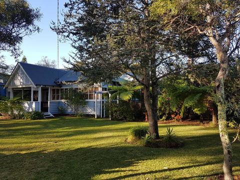 Wyreepi River Cottage - Holiday Byron Bay 2
