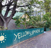 Yellow Submarine Backpackers - Holiday Byron Bay