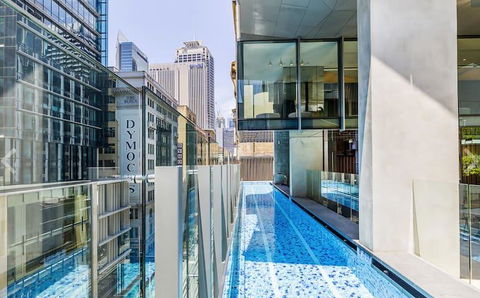 York & George: Sydney CBD - Holiday Byron Bay 1