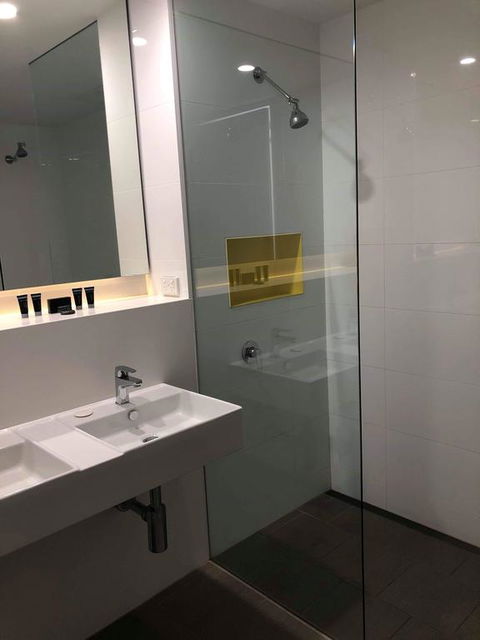 Young Federation Motor Inn - Holiday Byron Bay 3