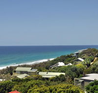 Your home from home with ocean views - Holiday Byron Bay
