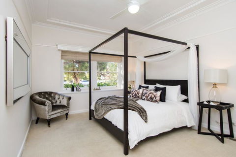 Hillsborough - Luxury, Boutique Accommodation - Holiday Byron Bay 0