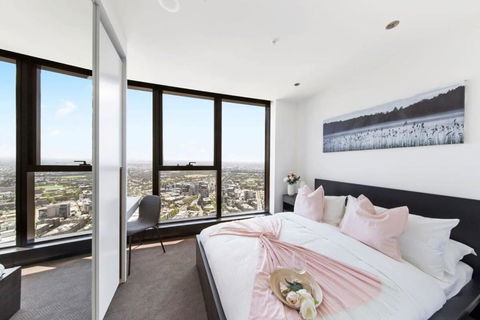 A Cozy 3BR Apt With Panoramic Views FREE Parking - Holiday Byron Bay 0