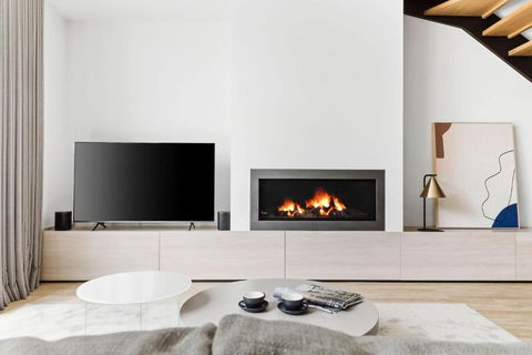 A Lux 3BR Townhouse In South Yarra FREE Parking - Holiday Byron Bay 0