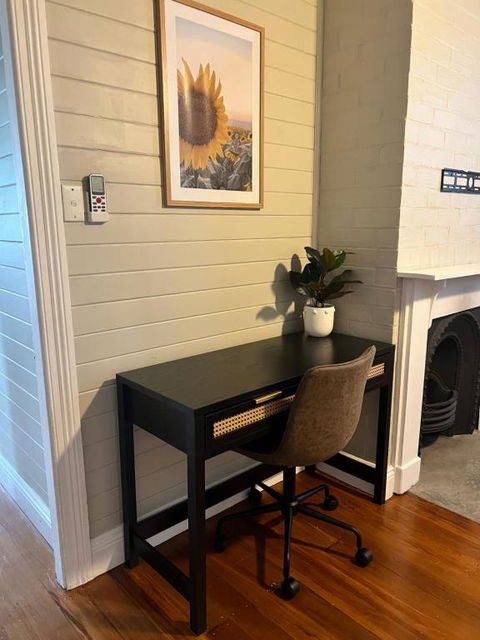 Antique Retreat - Holiday Byron Bay 2