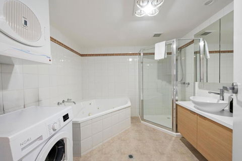 Arlberg 6 - Holiday Byron Bay 2