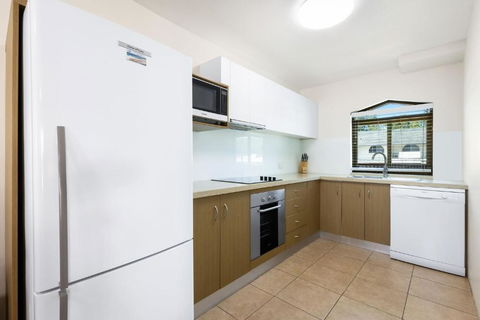Apartment 2 - Holiday Byron Bay 2