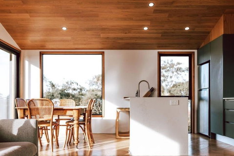 B E R T I E - Central Bicheno - Holiday Byron Bay 1