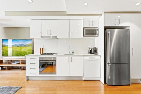 B208S - The Waverton Escape - Holiday Byron Bay 3