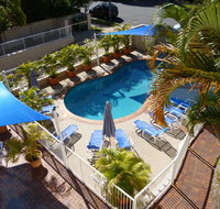 Le Lavandou Holiday Apartments - Holiday Byron Bay