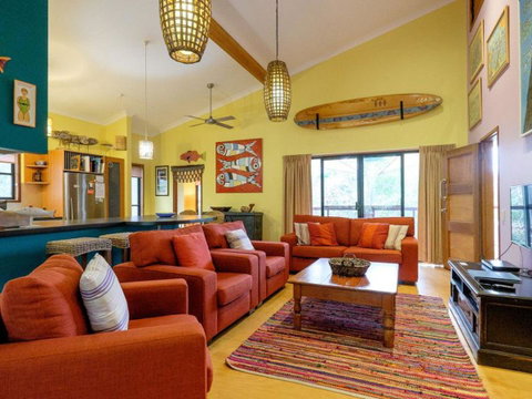 Five Bimba (Tractor House) - Holiday Byron Bay 10