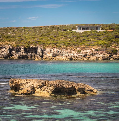 Hanson Bay Cabins - Holiday Byron Bay 0