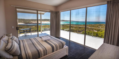 Hanson Bay Cabins - Holiday Byron Bay 9