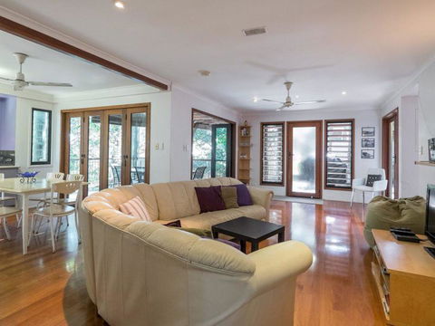 Billa Blue By Discover Stradbroke - Holiday Byron Bay 4