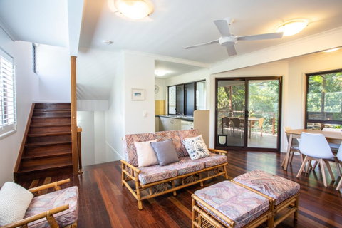 Point Break Beach House - Holiday Byron Bay 2
