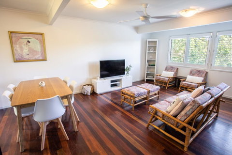 Point Break Beach House - Holiday Byron Bay 3