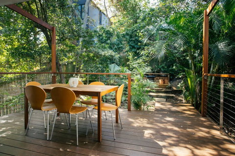 Point Break Beach House - Holiday Byron Bay 0