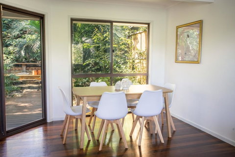 Point Break Beach House - Holiday Byron Bay 6