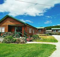Baudins Accommodation and Restaurant - Holiday Byron Bay