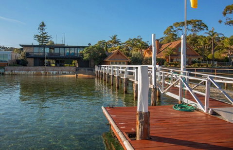 'Southwind' On Main Street - Holiday Byron Bay 0