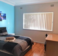 1 Double Quaint Private room near public bus transport - SHAREHOUSE - Holiday Byron Bay
