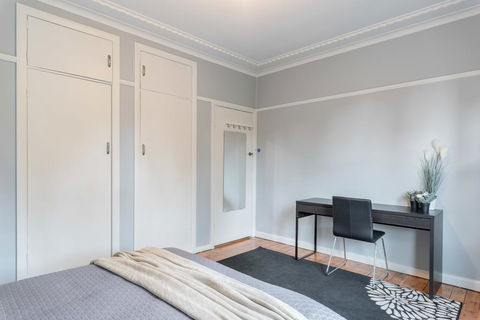 1 Private Double Room In Carramar 1 Minute Walk To Station - SHAREHOUSE - Holiday Byron Bay 0