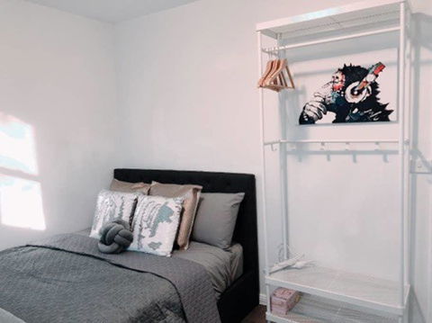 1 Private Double Room In Carramar 1-minute To Station - SHAREHOUSE - Holiday Byron Bay 0