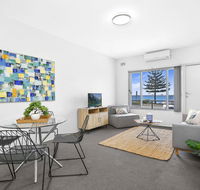 1 South Pacific - Holiday Byron Bay