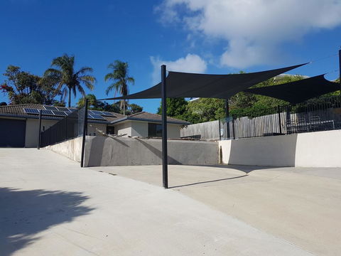 13 Coora Court - Sleeps 6, Pool, Air Con, Pets - Holiday Byron Bay 3