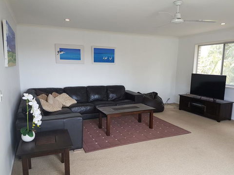 15 Larapinta Court - Family Home With Swimming Pool In A Quiet Street And Central Location Close To CBD - Holiday Byron Bay 1