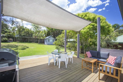 17A Crescent St ULLADULLA - Holiday Byron Bay 0