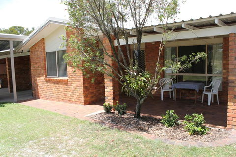 2/51 Carlo Road - Rainbow Beach - Holiday Byron Bay 2