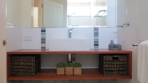 26 Picnic Street - Picnic Bay - Holiday Byron Bay 3