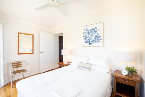 BEST OCEAN VIEWS ON STRADDIE + SUNSET DECK - Holiday Byron Bay 3