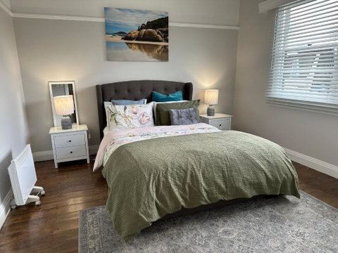 Daisy Cottage On Duke 3BR - Holiday Byron Bay 0