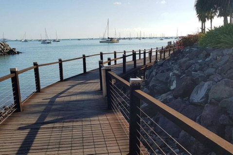 DAYDREAMING Airlie Beach, Water Views & Only 200m To Boardwalk. - Holiday Byron Bay 1