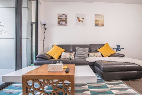 2bed2bath APT At Wolli Creek+P,  Close To Airport - Holiday Byron Bay 0