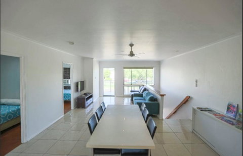 3 Bedroom Apartment // Spence St - Holiday Byron Bay 1