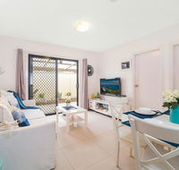 3 Bedroom cozy and quiet holiday home - Holiday Byron Bay