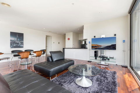 3-Bed Apartment With Parking Near Parks And Dining - Holiday Byron Bay 0