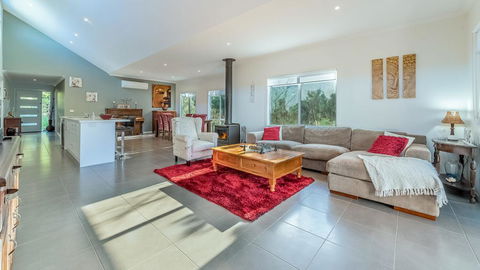 37 Barramundi Ave, Smiths Beach - Holiday Byron Bay 0