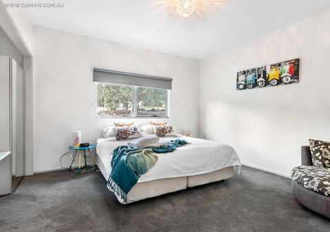 4 King Or 8 Single Beds WiFi, Netflix, Pet Friendly - Holiday Byron Bay 1
