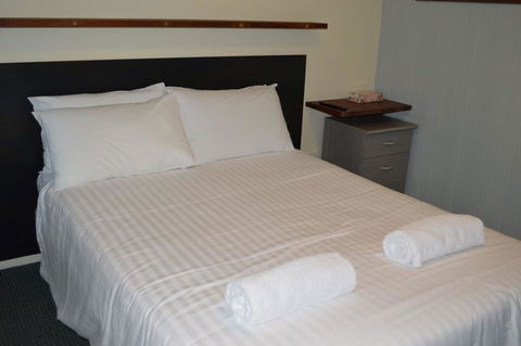 4 Lakeview Plaza - Holiday Byron Bay 0