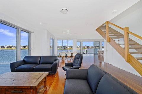 4/84 The Anchorage - Holiday Byron Bay 2