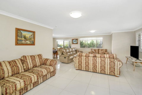 44 Oaks Avenue, No:4 - Holiday Byron Bay 3