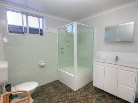 45B Wharf Street Downstairs - Holiday Byron Bay 1