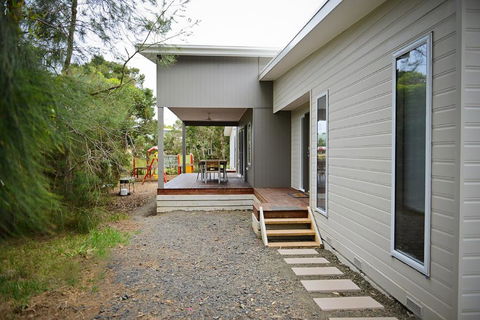 7 Gilmore St, Smiths Beach - Holiday Byron Bay 0