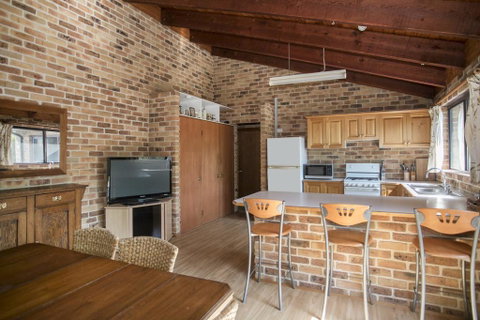 75 River Rd - Tabourie Hideaway - Holiday Byron Bay 2