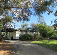 8 Ophir Ave Ventnor - Holiday Byron Bay