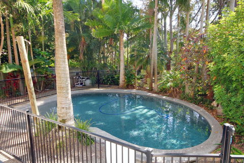 8 Springfield Avenue - Pet Friendly, Linen Included - Holiday Byron Bay 1